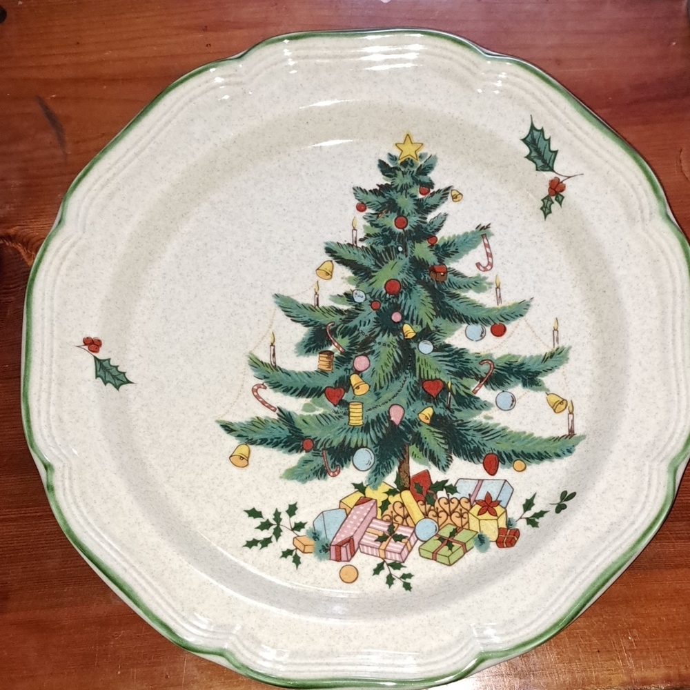 Mikasa "Festive Season" Holiday platter